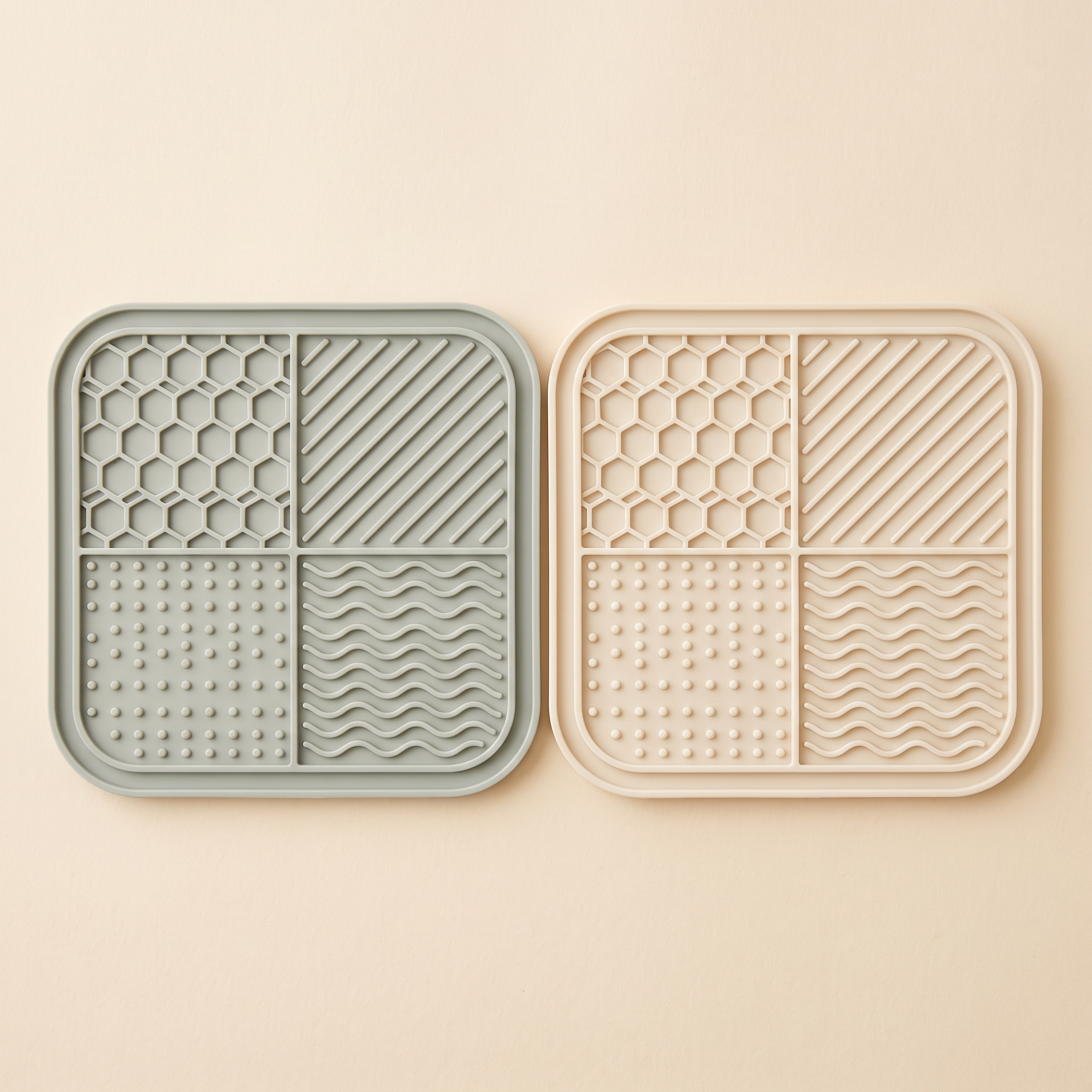 Huddlepaw lick mat in Gray and Beige colourway